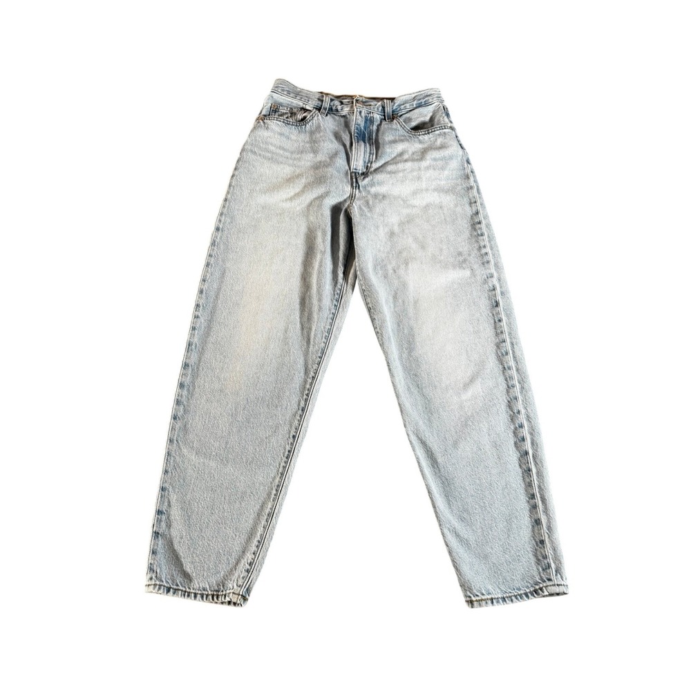 Levis High Waisted Tapered Leg Light Wash Denim Mom Jeans Size 29X27 Blue